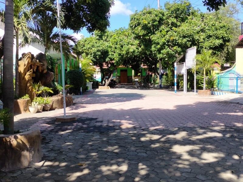 Halaman Sekolah